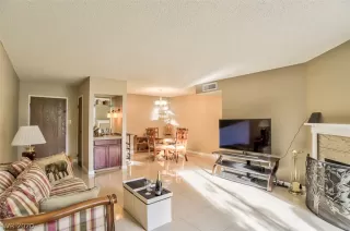 Photo #5: 2199451 Listing