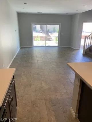 Photo #1: 2199458 Listing 