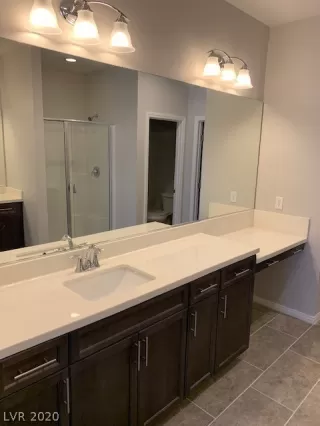 Photo #5: 2199458 Listing 