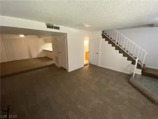 Photo #3: 2199459 Listing 