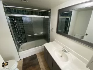 Photo #6: 2199459 Listing 