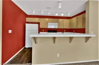 Photo #4: 2199513 Listing