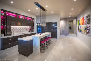 Photo #2: 2199552 Listing 