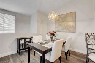 Photo #3: 2199673 Listing 