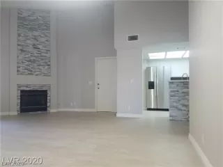 Photo #1: 2199693 Listing 