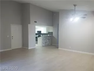 Photo #2: 2199693 Listing 