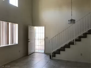 Photo #1: 2199694 Listing 