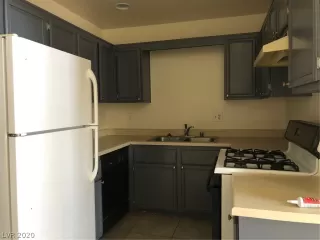 Photo #3: 2199694 Listing 