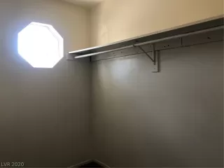 Photo #6: 2199694 Listing 