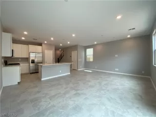 Photo #4: 2199775 Listing