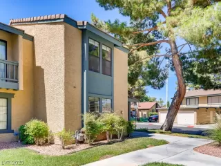 Photo #1: 2199857 Listing 