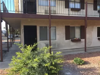 Photo #1: 2199901 Listing 