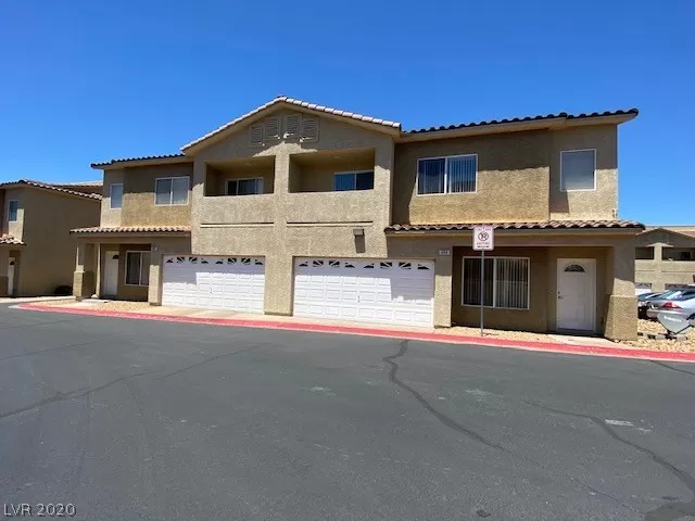 MLS: 2199913 Condo For Sale