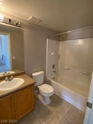 Photo #3: 2199913 Listing 