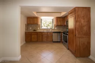 Photo #5: 2199914 Listing