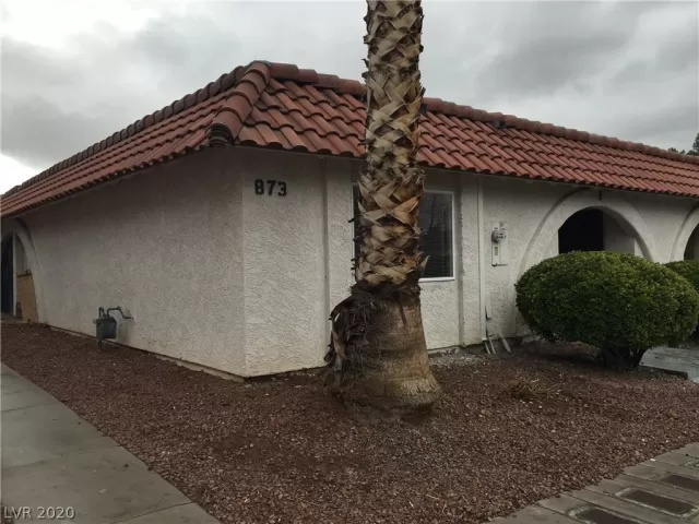 MLS: 2199943 Condo For Sale