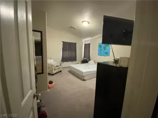 Photo #4: 2200033 Listing