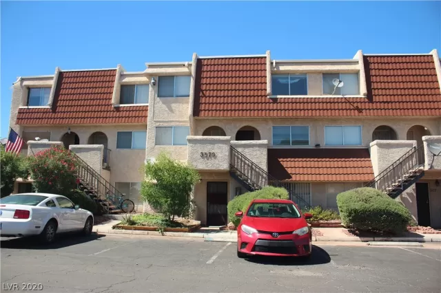 MLS: 2200129 Condo For Sale