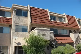 Photo #1: 2200129 Listing