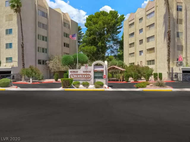 MLS: 2200157 Condo For Sale