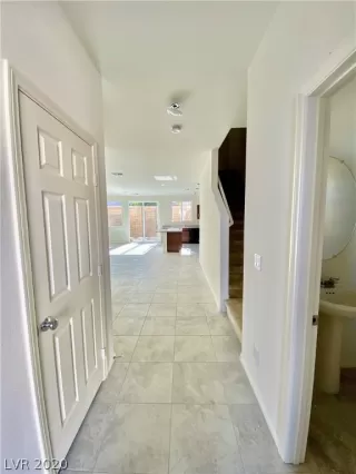 Photo #1: 2200193 Listing