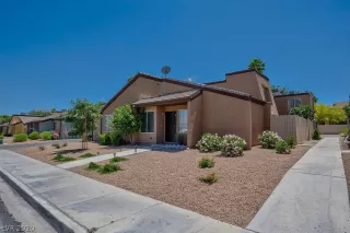 Photo #5: 2200210 Listing