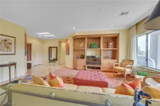 Photo #6: 2200234 Listing 