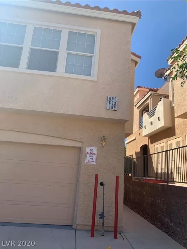 MLS: 2200279 Condo For Sale