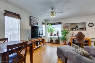 Photo #5: 2200315 Listing