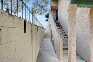 Photo #1: 2200322 Listing 