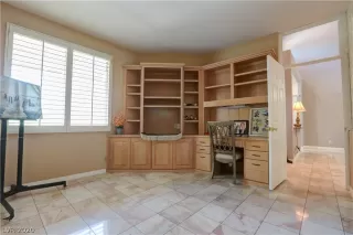 Photo #6: 2200340 Listing