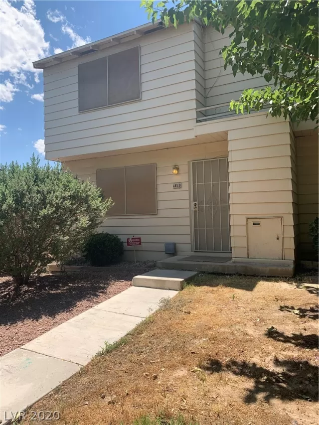 MLS: 2200366 Condo For Sale