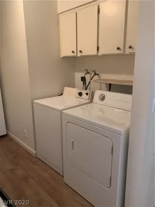 Photo #4: 2200366 Listing 