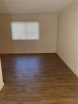 Photo #6: 2200366 Listing 