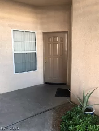 Photo #2: 2200383 Listing