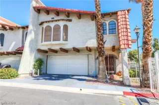 Photo #1: 2200394 Listing