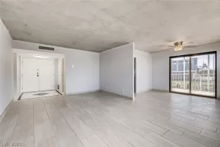 Photo #3: 2200455 Listing 