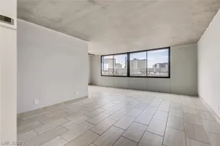 Photo #6: 2200455 Listing 