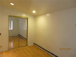 Photo #2: 2200490 Listing 