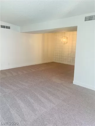 Photo #5: 2200510 Listing 