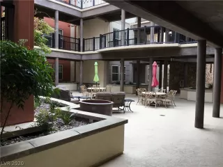 Photo #4: 2200552 Listing 