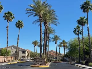 Photo #2: 2200634 Listing