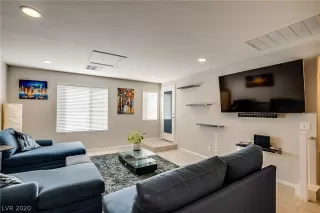 Photo #2: 2200641 Listing