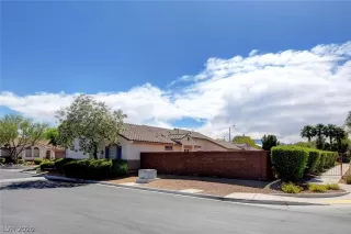 Photo #3: 2200725 Listing 