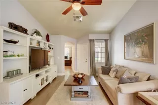 Photo #5: 2200725 Listing 