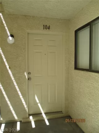 Photo #4: 2200745 Listing 