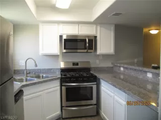 Photo #6: 2200745 Listing 