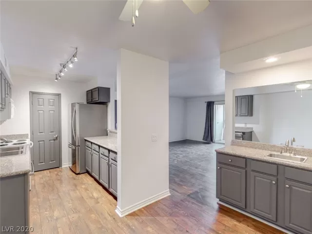 MLS: 2200759 Condo For Sale