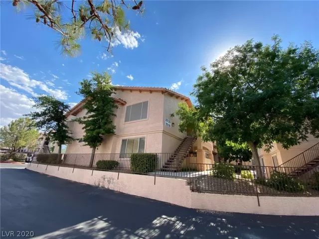 MLS: 2200809 Condo For Sale