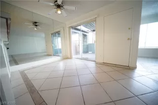 Photo #6: 2200831 Listing 